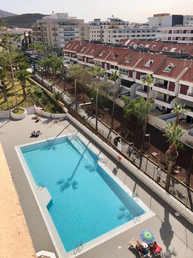 Homeforguest Modern And Recently Renovated Apartment In Arona Arona  Εξωτερικό φωτογραφία